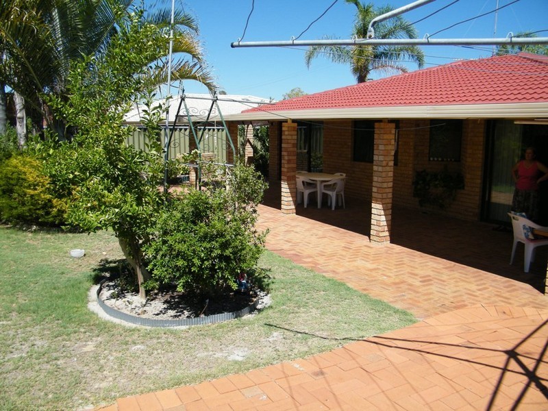 20 Le Grand Gardens, Marangaroo WA 6064