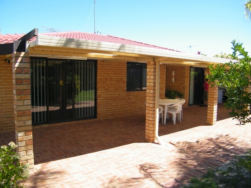 20 Le Grand Gardens, Marangaroo WA 6064