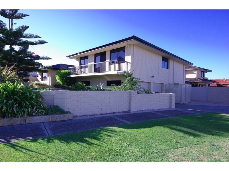 38 Kookaburra Street, Stirling WA 6021