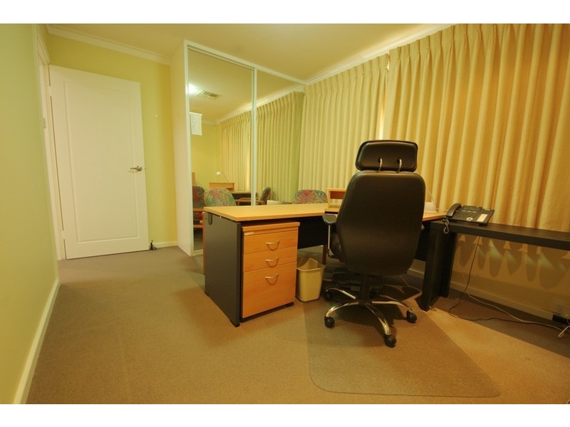 38 Kookaburra Street, Stirling WA 6021