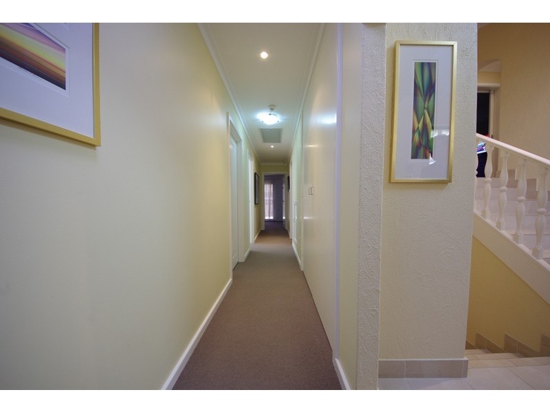 38 Kookaburra Street, Stirling WA 6021