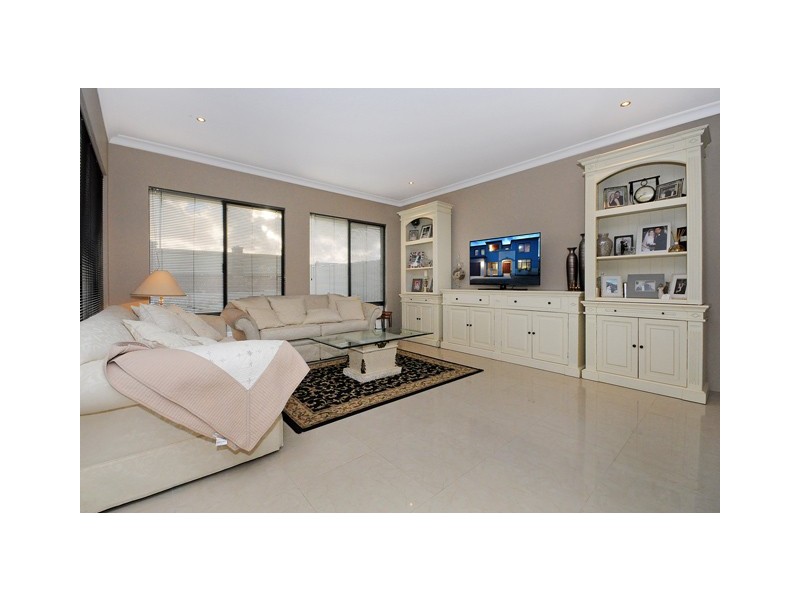 56 Wicklow Circle, Darch WA 6065