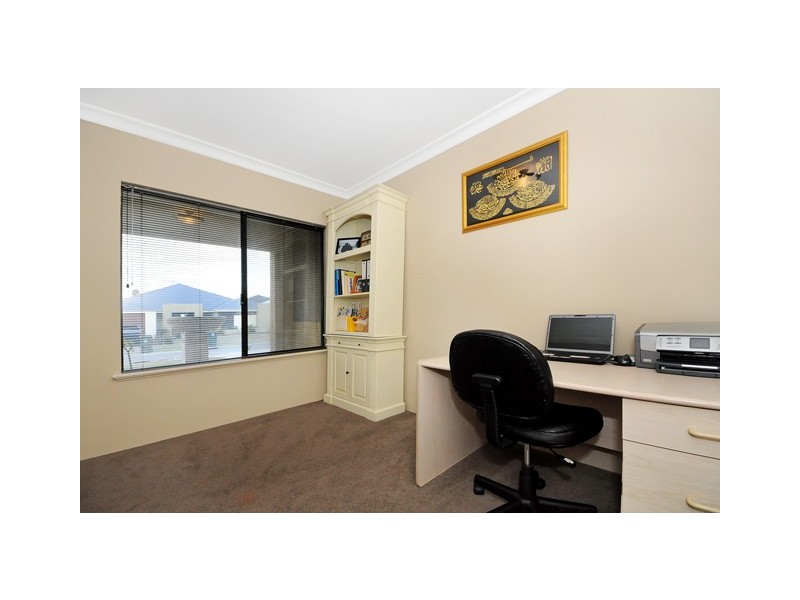 56 Wicklow Circle, Darch WA 6065