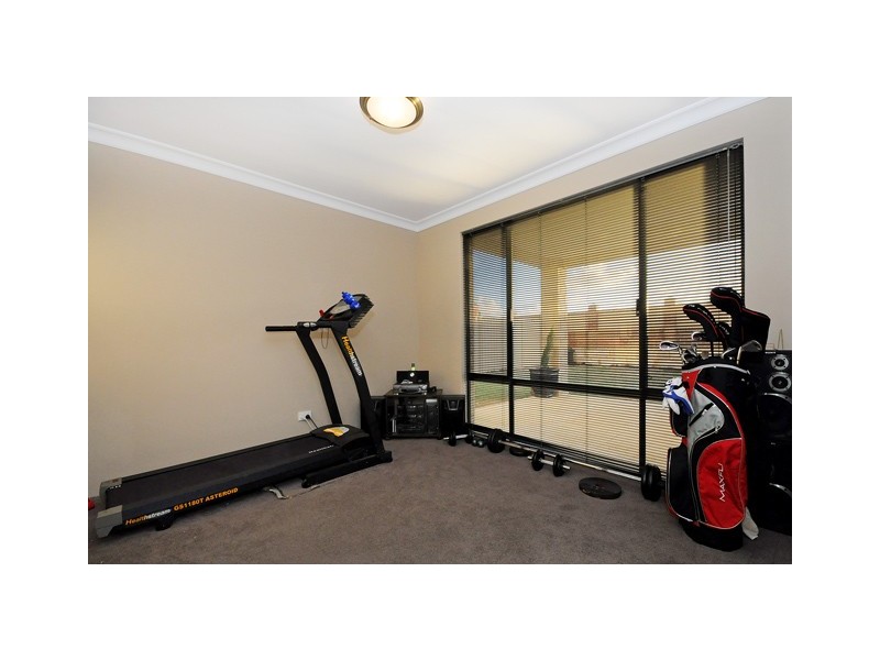 56 Wicklow Circle, Darch WA 6065