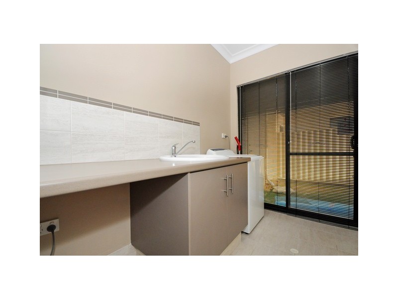 56 Wicklow Circle, Darch WA 6065