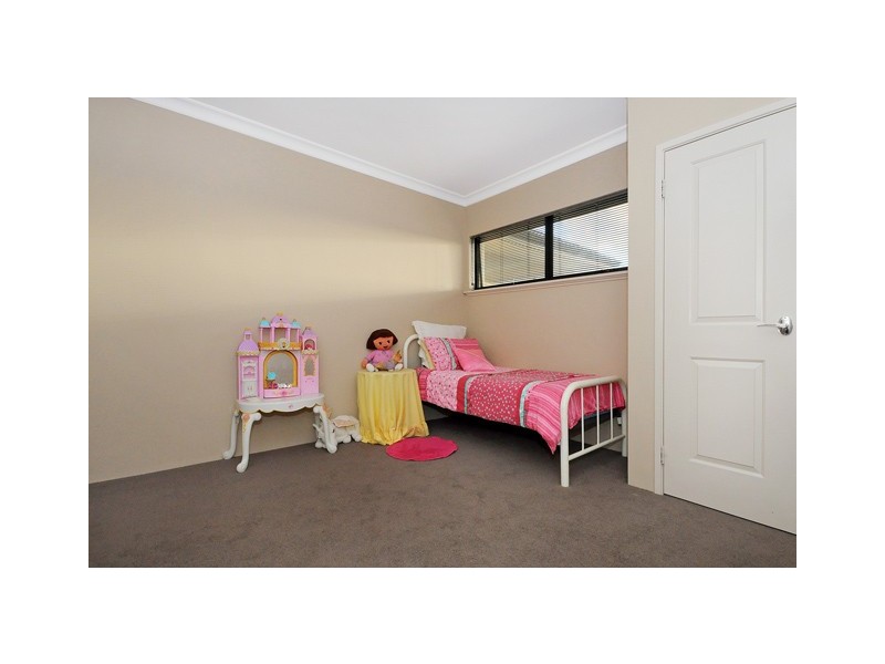 56 Wicklow Circle, Darch WA 6065