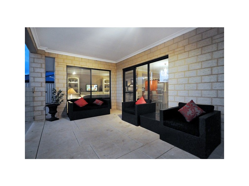 56 Wicklow Circle, Darch WA 6065