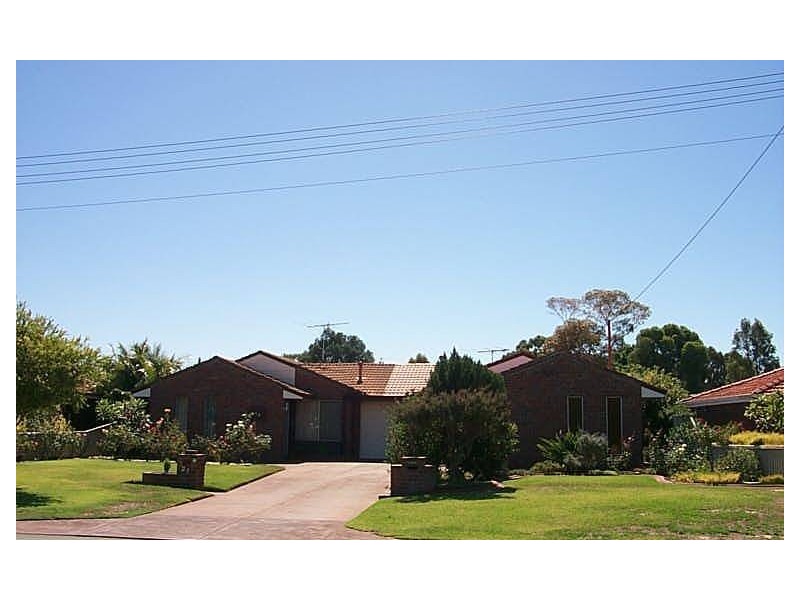 27 Whitely Street, Hamersley WA 6022