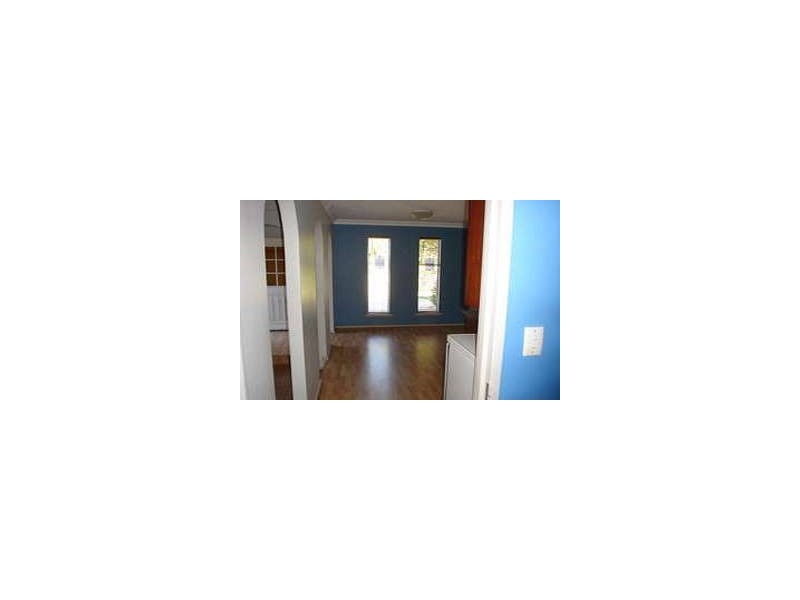 27 Whitely Street, Hamersley WA 6022