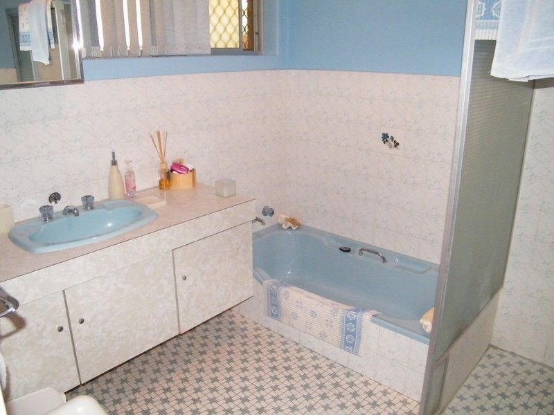 654 Beach Road, Hamersley WA 6022