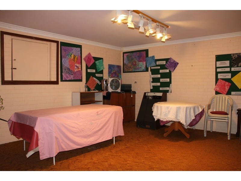 654 Beach Road, Hamersley WA 6022