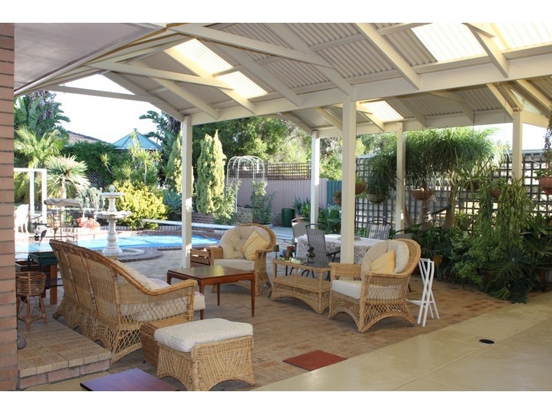 654 Beach Road, Hamersley WA 6022