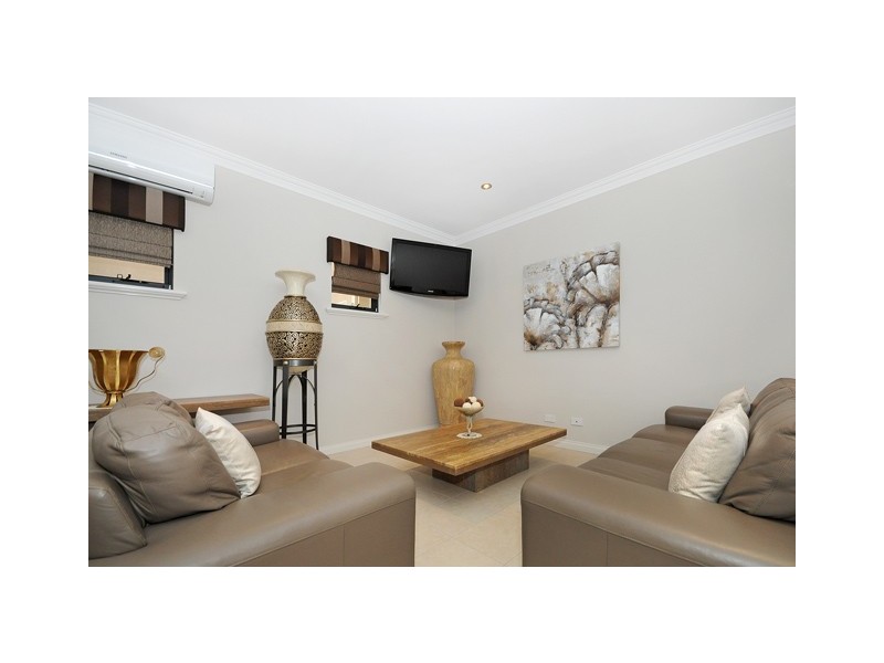 2/179 Wordsworth Avenue, Yokine WA 6060