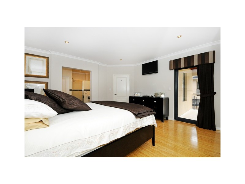 2/179 Wordsworth Avenue, Yokine WA 6060