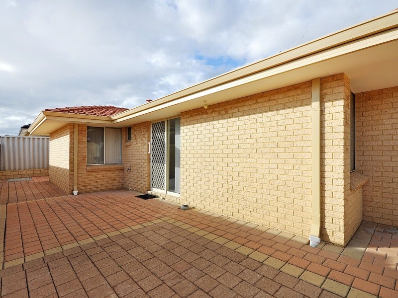 2/37 Manoff Rd, Balcatta WA 6021