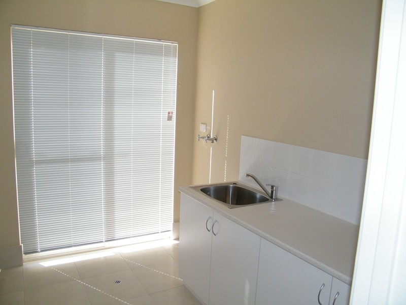 2A Selsfield Place, Balga WA 6061