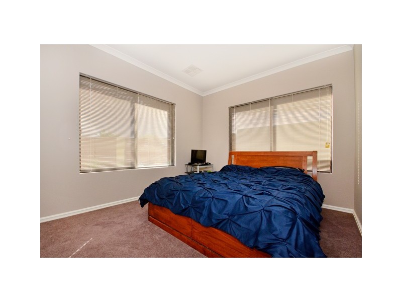 12 Firenze Loop, Landsdale WA 6065