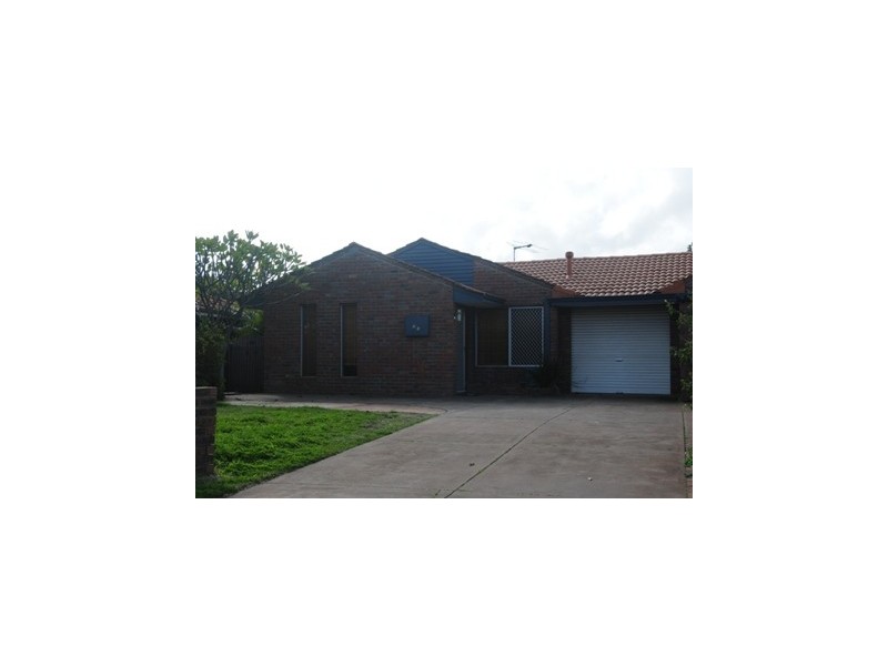 27 Whitely St, Hamersley WA 6022