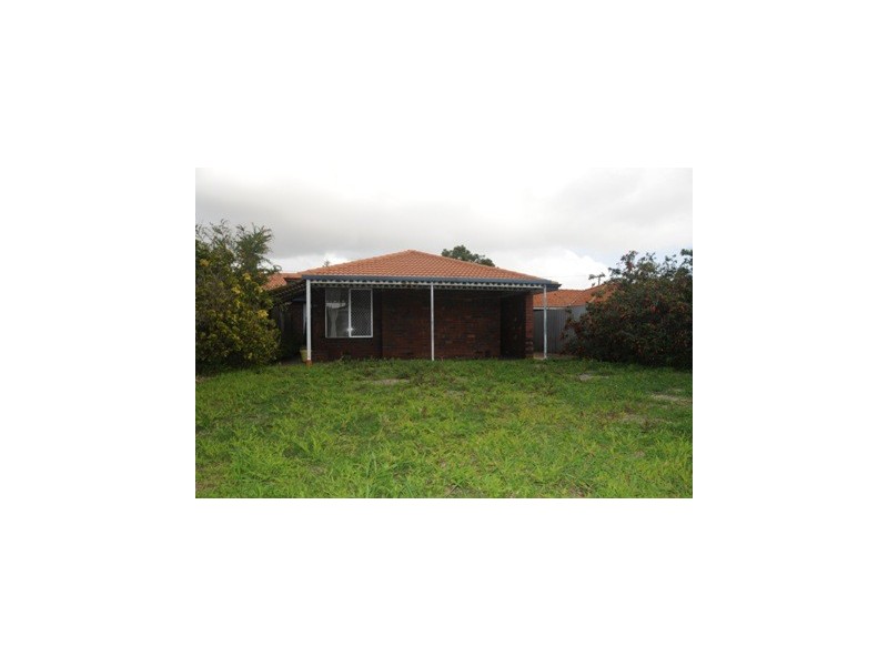 27 Whitely St, Hamersley WA 6022