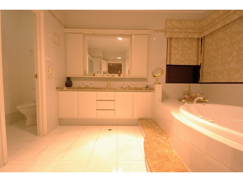 14 Elvire Street, Watermans Bay WA 6020