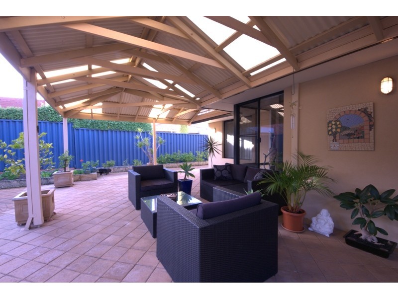 48 Wakeley Way, Duncraig WA 6023