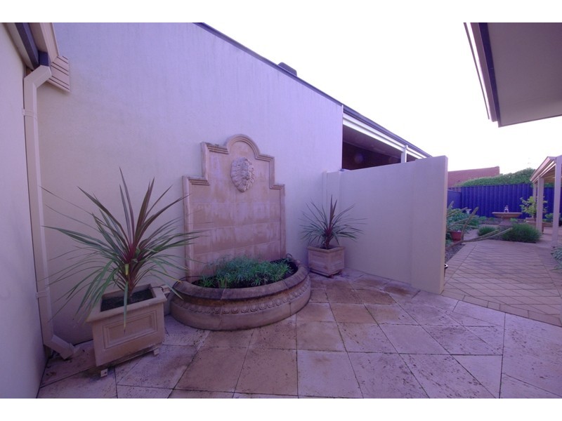 48 Wakeley Way, Duncraig WA 6023