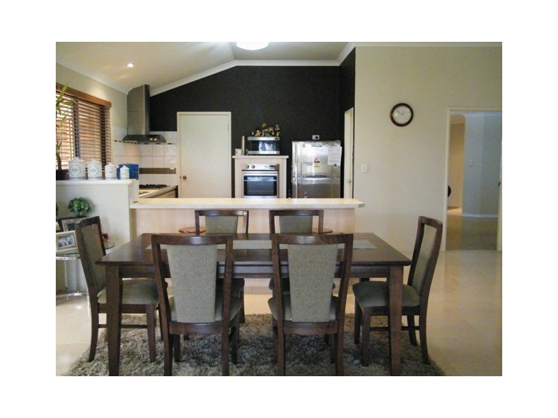 10  Sefton Place, Landsdale WA 6065