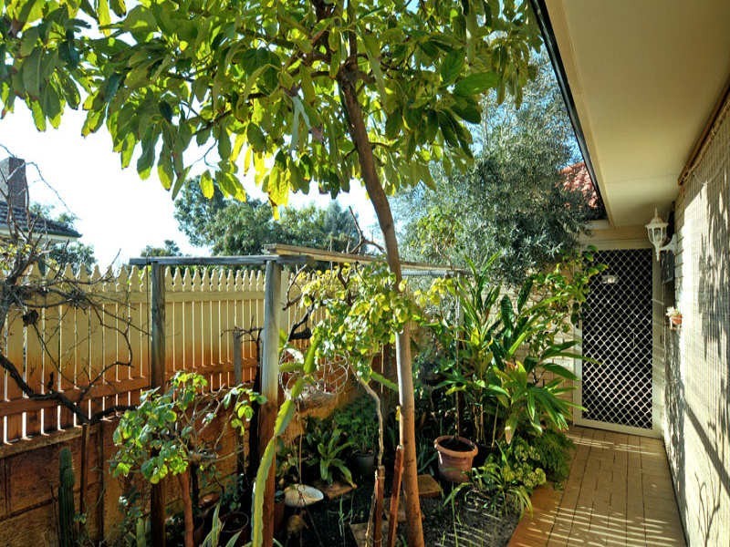 1/17 Copeland Drive, Redcliffe WA 6104