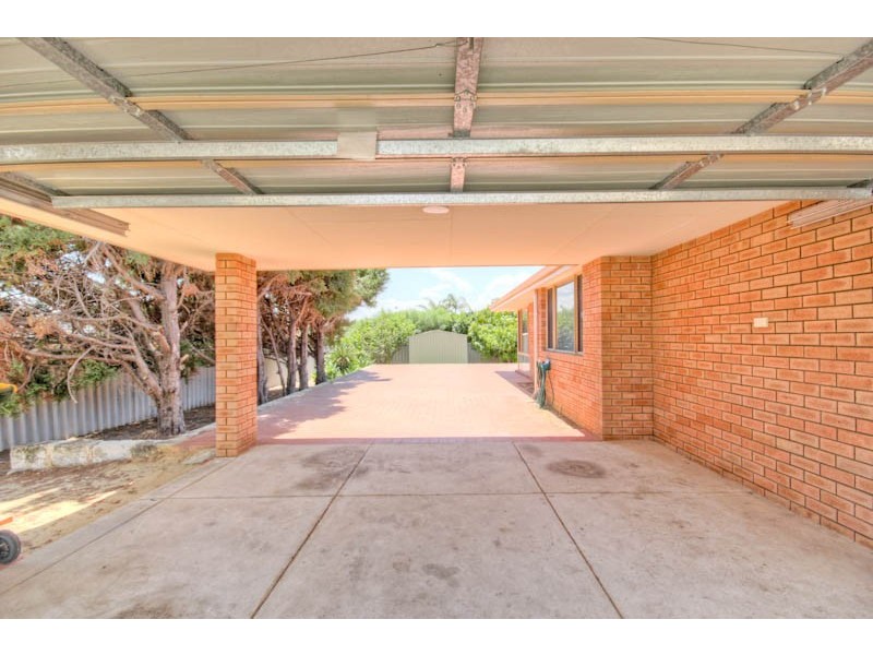 119 Marangaroo Drive, Marangaroo WA 6064