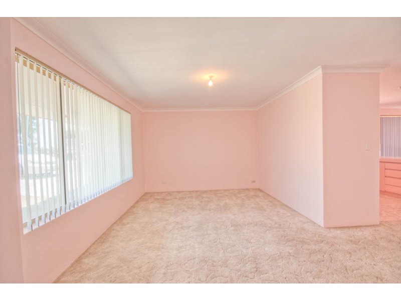 119 Marangaroo Drive, Marangaroo WA 6064