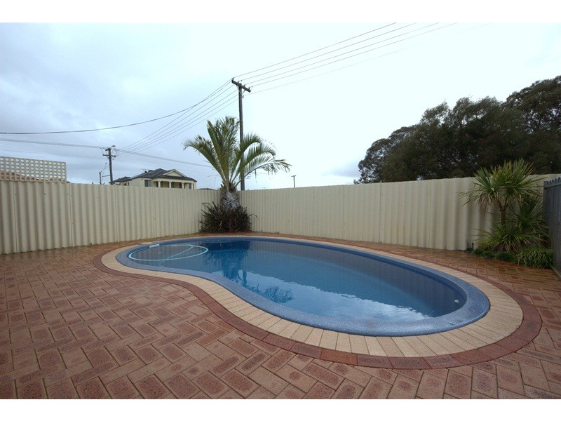 10  Castleton Street, Balcatta WA 6021