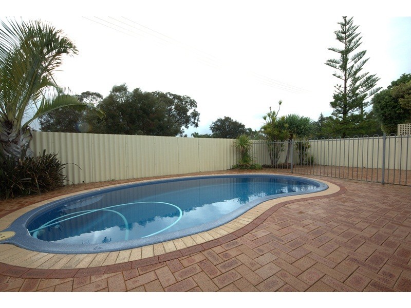 10  Castleton Street, Balcatta WA 6021