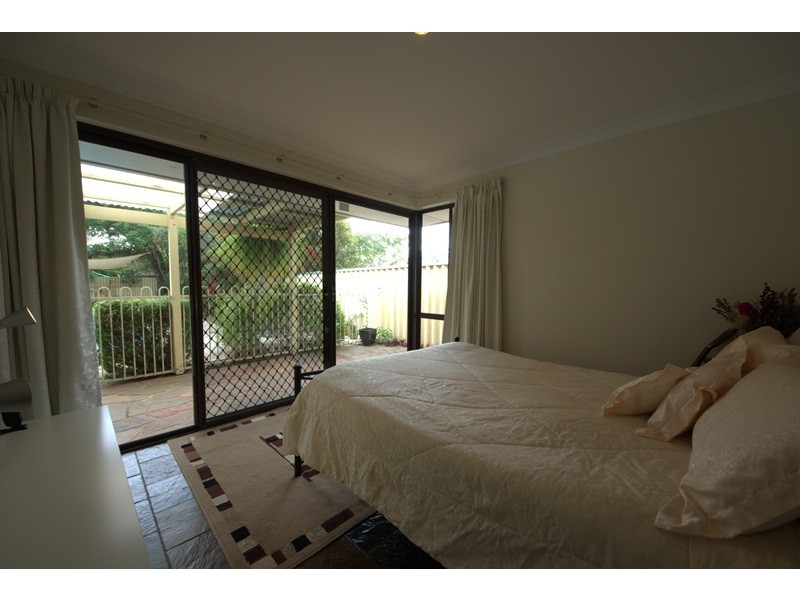 11  Arthur Court, Carine WA 6020