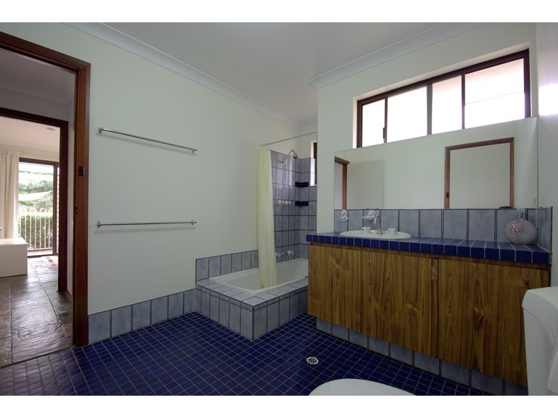 11  Arthur Court, Carine WA 6020