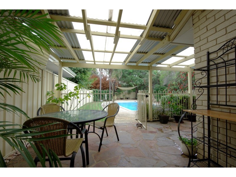 11  Arthur Court, Carine WA 6020