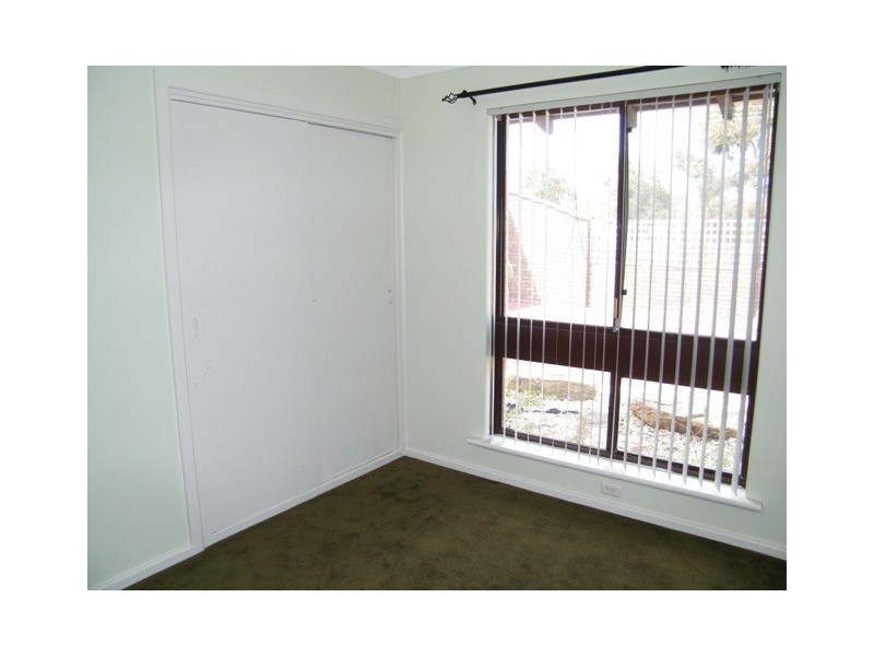 183 ERINDALE RD, Hamersley WA 6022