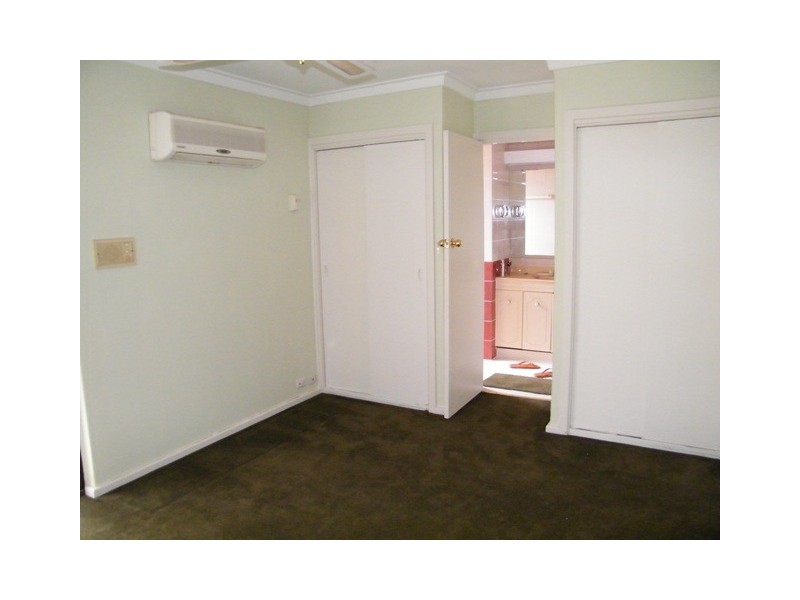 183 ERINDALE RD, Hamersley WA 6022