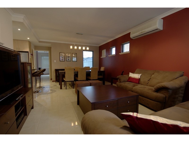 9C Piedmont Court, Nollamara WA 6061