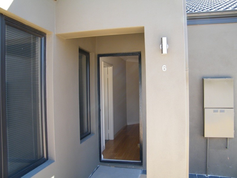 6/372 light street, Dianella WA 6059