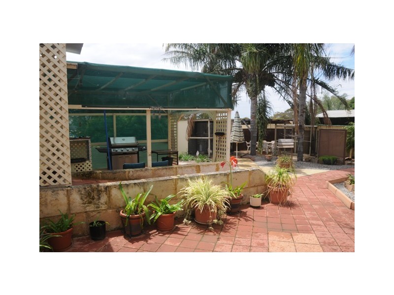 56  James Street, Goomalling WA 6460