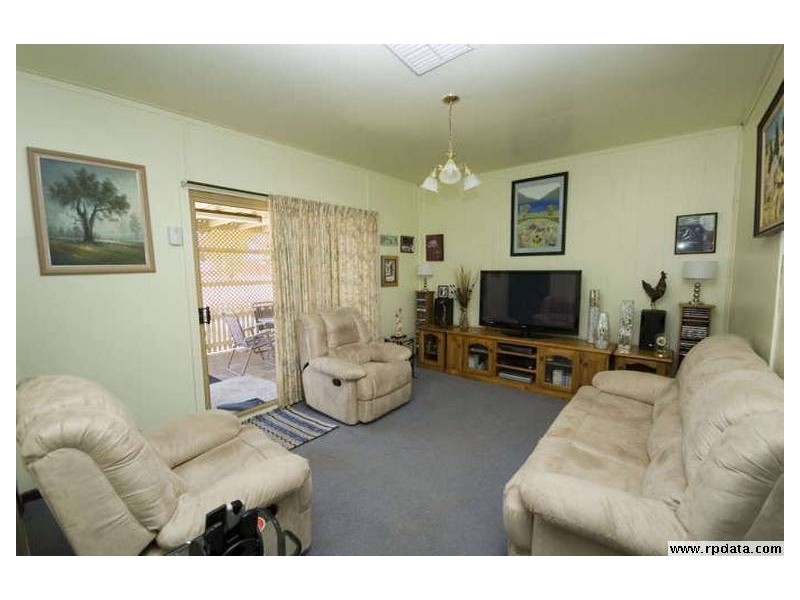 56  James Street, Goomalling WA 6460