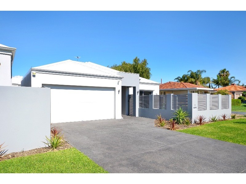 8 Mercer Way, Balga WA 6061