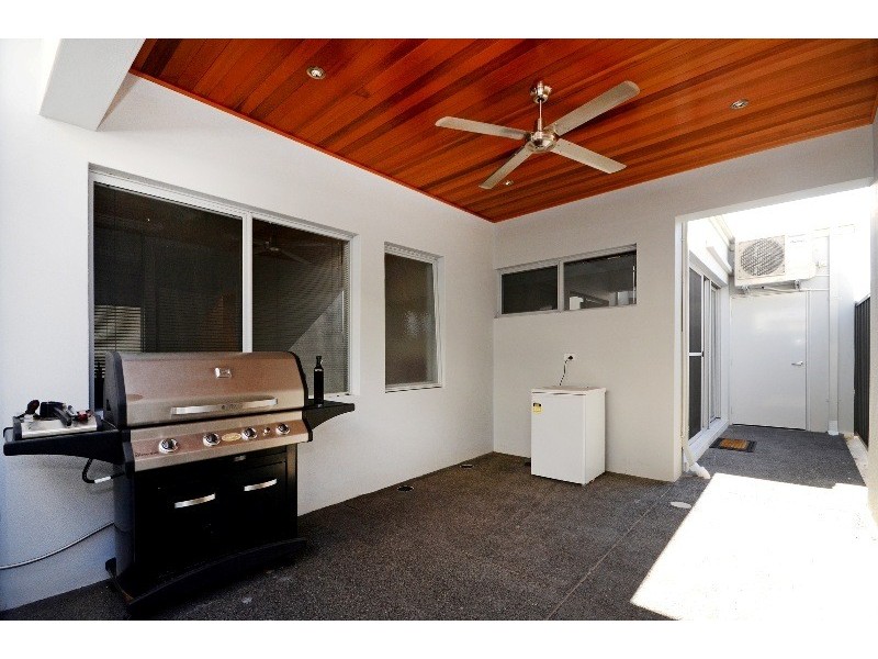 8 Mercer Way, Balga WA 6061