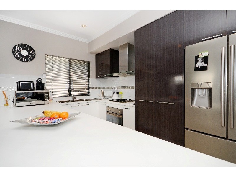 10 Mercer Way, Balga WA 6061