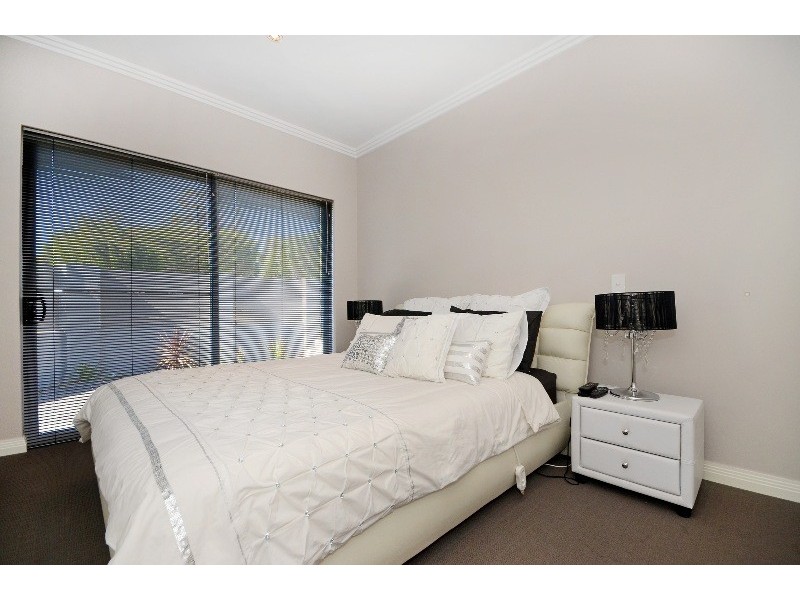 10 Mercer Way, Balga WA 6061