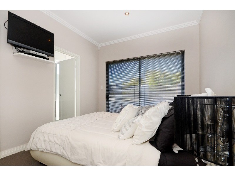 10 Mercer Way, Balga WA 6061