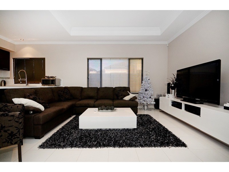 12 Mercer Way, Balga WA 6061