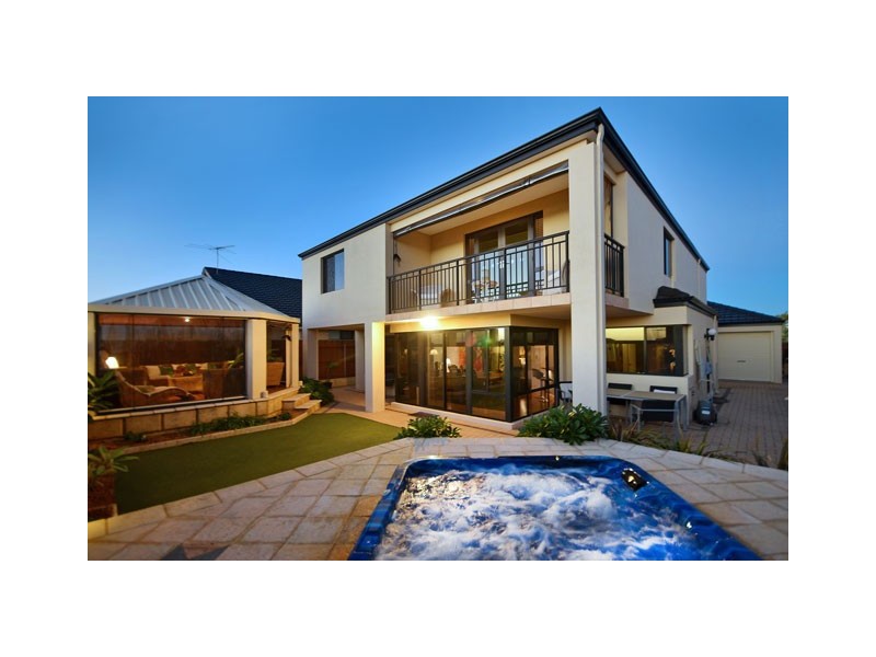 15 Sumba Turn, Mindarie WA 6030