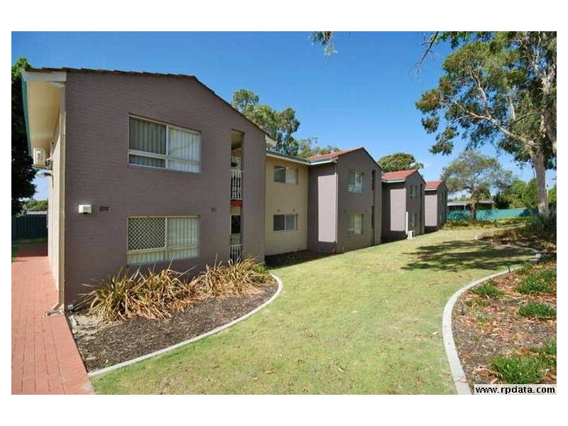 4/48 Connell Way, Girrawheen WA 6064
