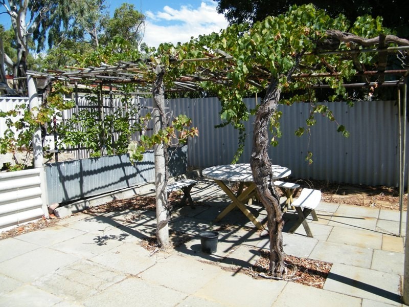 21 Escot Road, Innaloo WA 6018